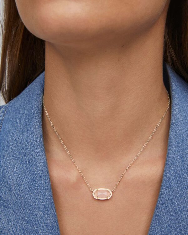 Elisa Gold Pendant Necklace in Rose Quartz